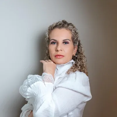 Dra. Idiana Melgaço